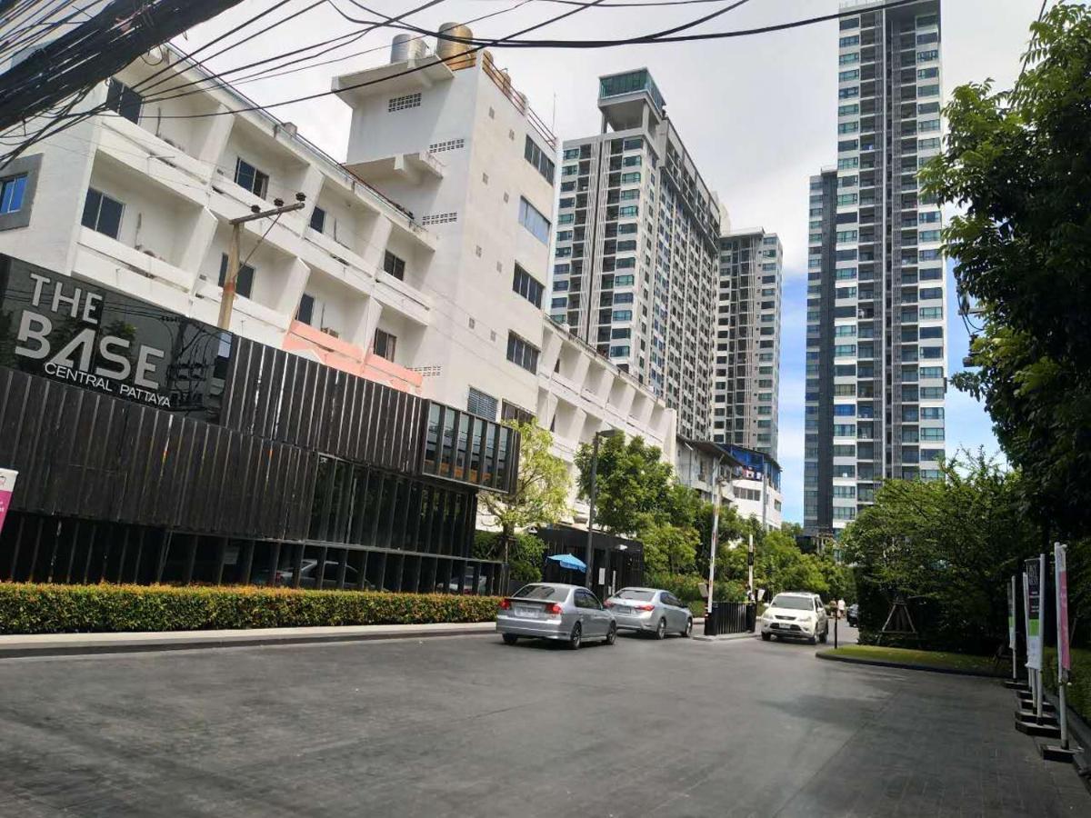 The Base Pattaya Apart otel Dış mekan fotoğraf