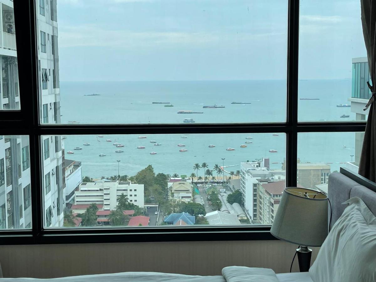 The Base Pattaya Apart otel Dış mekan fotoğraf